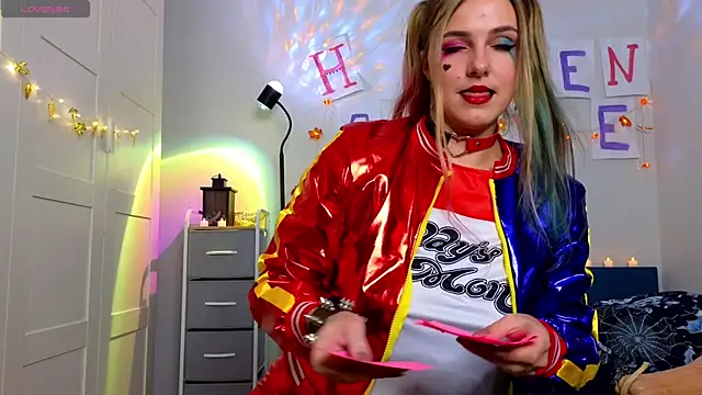 sophia euphoriaa online show from 10-31-25, 08:04