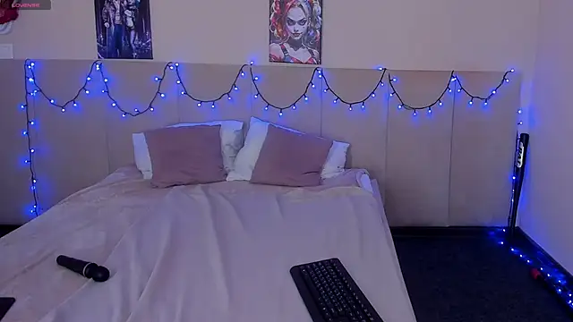 MuscleXXXBarbie online show from 09-10-25, 04:40