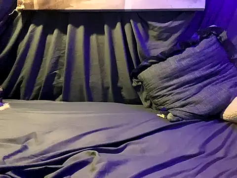 BigMac1596 online show from 09-10-25, 05:57