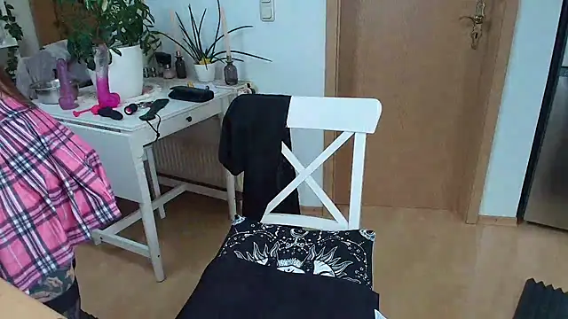 Snapshot of BrownieyQueen chatting on 02-07-25, 02:04 BrownieyQueen online show from 02-07-25, 02:04