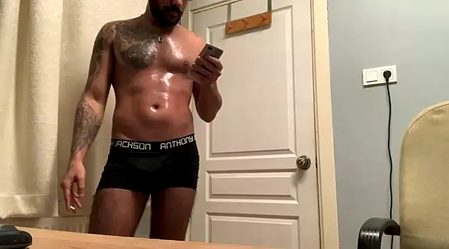 Snapshot of themany29 chatting on 02-01-25, 02:34 themany29 online show from 02-01-25, 02:34