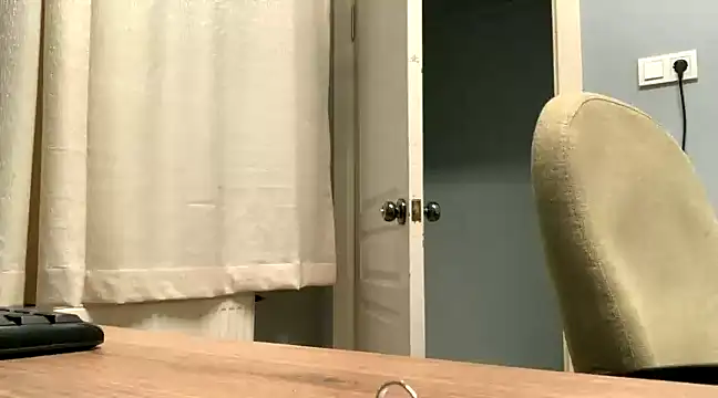 Snapshot of themany29 chatting on 02-03-25, 12:47 themany29 online show from 02-03-25, 12:47