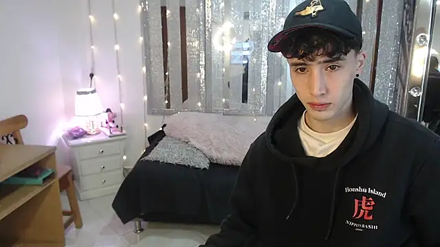 gojo satoru 18 online show from 02-10-25, 11:25