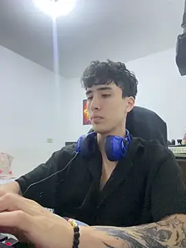 gojo satoru 18 online show from 02-04-26, 10:15