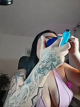 helena smith online show from 02-24-26, 04:54