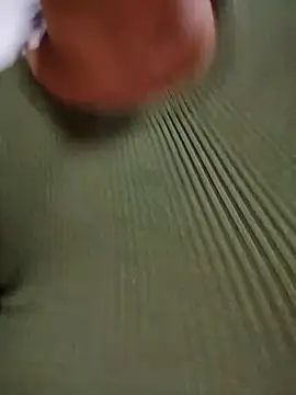 Snapshot of Horny-Mommy-Dirty chatting on 10-25-25, 02:52 Horny-Mommy-Dirty online show from 10-25-25, 02:52