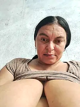 Snapshot of Horny-Mommy-Dirty chatting on 10-25-25, 02:56 Horny-Mommy-Dirty online show from 10-25-25, 02:56