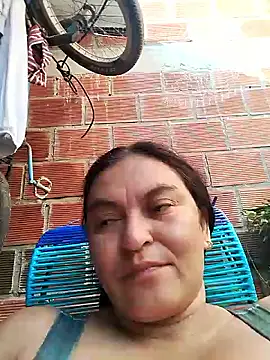 Snapshot of Horny-Mommy-Dirty chatting on 11-01-25, 12:40 Horny-Mommy-Dirty online show from 11-01-25, 12:40