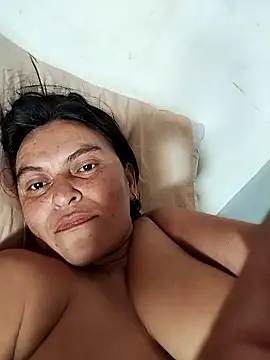 Snapshot of Horny-Mommy-Dirty chatting on 11-14-25, 03:11 Horny-Mommy-Dirty online show from 11-14-25, 03:11