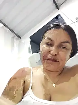 Snapshot of Horny-Mommy-Dirty chatting on 12-19-25, 02:29 Horny-Mommy-Dirty online show from 12-19-25, 02:29