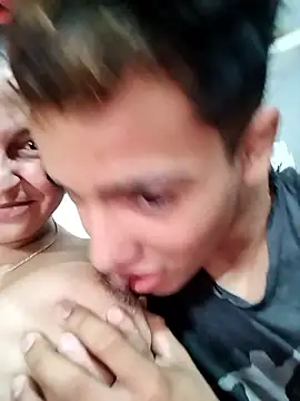 Snapshot of Horny-Mommy-Dirty chatting on 01-08-26, 03:14 Horny-Mommy-Dirty online show from 01-08-26, 03:14