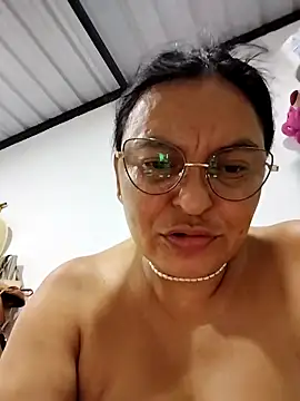 Snapshot of Horny-Mommy-Dirty chatting on 03-01-26, 02:24 Horny-Mommy-Dirty online show from 03-01-26, 02:24