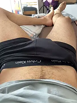 Snapshot of turkishcreckk chatting on 12-12-24, 11:18 turkishcreckk online show from 12-12-24, 11:18