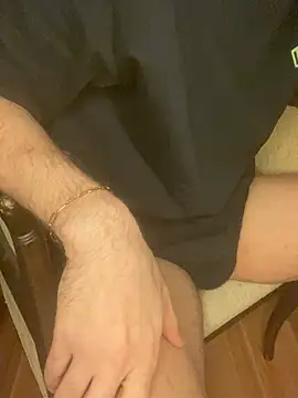 Snapshot of turkishcreckk chatting on 02-04-25, 05:34 turkishcreckk online show from 02-04-25, 05:34