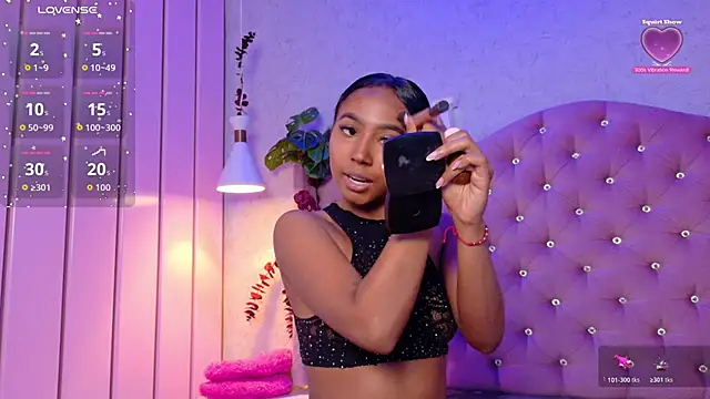 GabrielaLugo online show from 10-17-25, 12:52