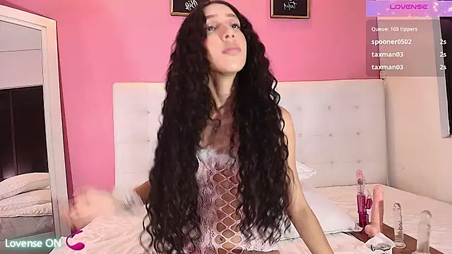 Snapshot of Beautifulskinny18 chatting on 03-10-25, 01:56 Beautifulskinny18 online show from 03-10-25, 01:56