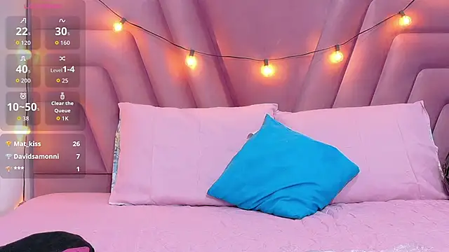 Beautifulskinny18 online show from 10-27-25, 07:40