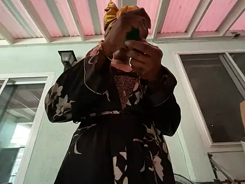 wynterheat online show from 02-10-25, 07:28