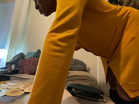 wynterheat online show from 10-25-25, 06:24