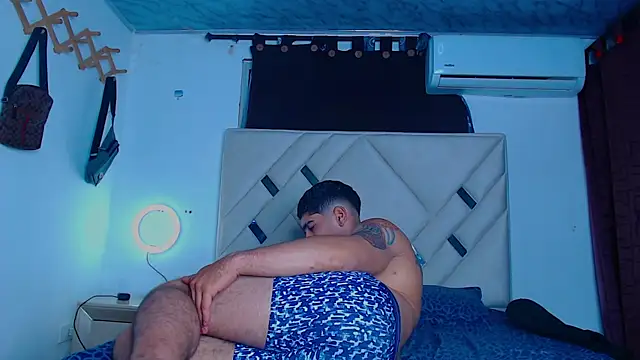 Rich boy01 online show from 02-28-25, 10:30