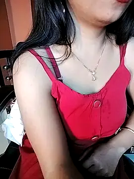 hot Oliviaa online show from 02-12-25, 04:33