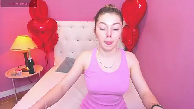 MollyMeltorr online show from 02-11-25, 01:10