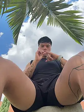 Logan smith1 online show from 11-22-25, 05:45