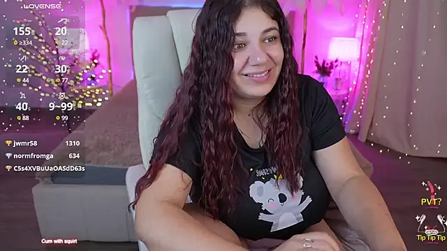 Snapshot of JulietDream chatting on 01-09-25, 11:02 JulietDream online show from 01-09-25, 11:02