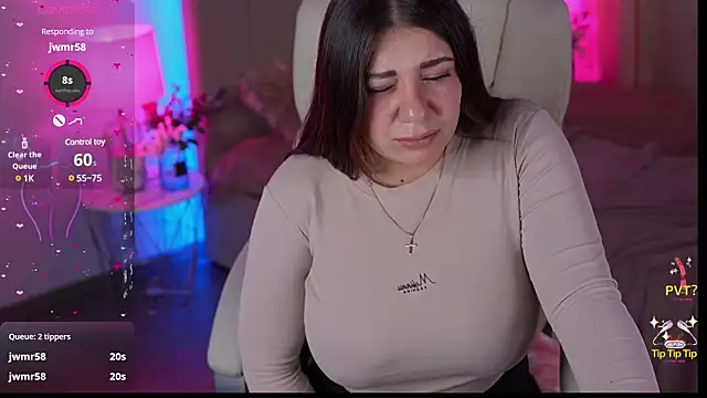 Snapshot of JulietDream chatting on 03-06-25, 01:57 JulietDream online show from 03-06-25, 01:57