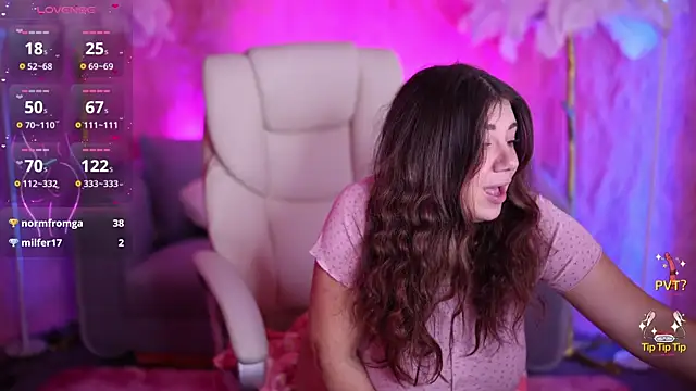 Snapshot of JulietDream chatting on 03-17-25, 06:51 JulietDream online show from 03-17-25, 06:51