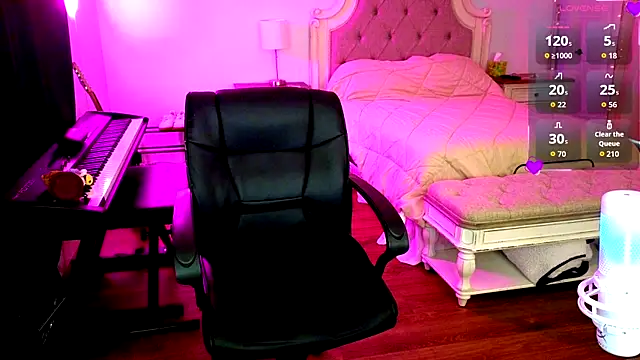 Snapshot of JasmineWinters chatting on 02-08-26, 12:30 JasmineWinters online show from 02-08-26, 12:30