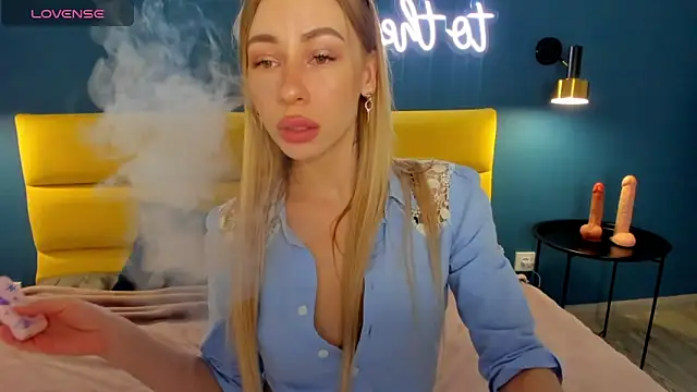 Diana Garrett online show from 04-03-26, 01:25