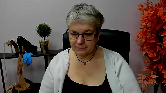 IrisDream online show from 12-20-24, 07:12