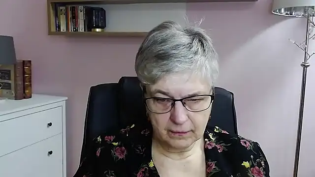 IrisDream online show from 12-23-24, 07:28