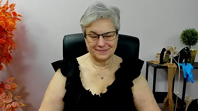 IrisDream online show from 10-30-25, 07:21