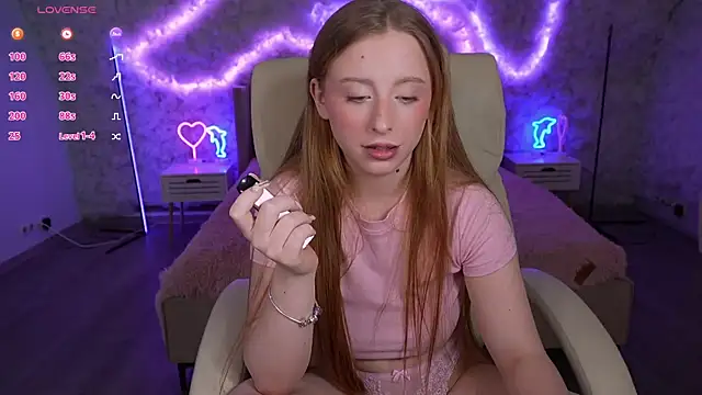 SilverrMoon online show from 03-03-25, 11:14