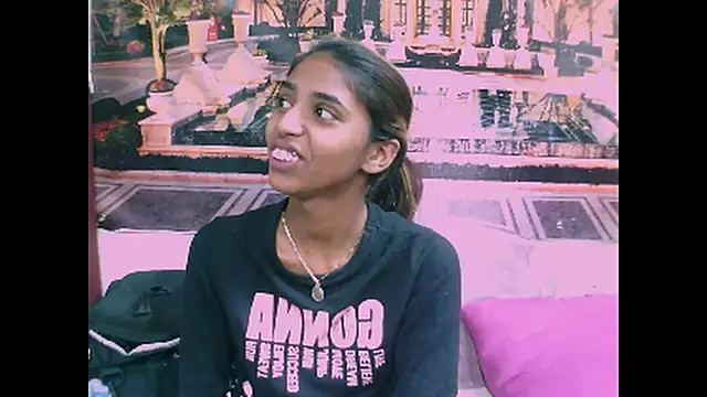 IndianSexySlender online show from 12-17-24, 08:45