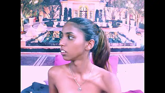 IndianSexySlender online show from 12-31-24, 12:04