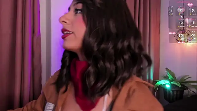 Snapshot of cloe__palmer chatting on 03-06-25, 03:02 cloe palmer online show from 03-06-25, 03:02