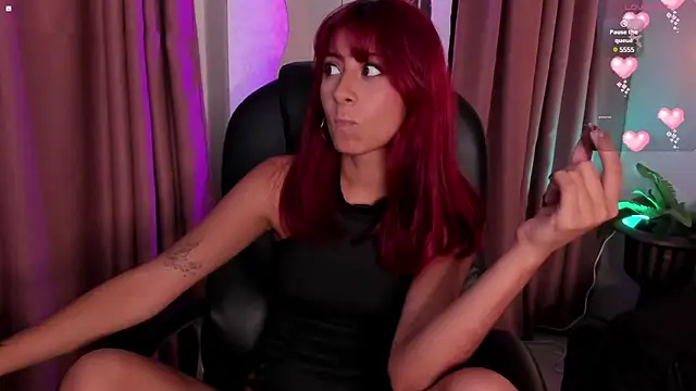 Snapshot of cloe__palmer chatting on 03-10-25, 06:12 cloe palmer online show from 03-10-25, 06:12