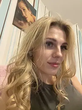 Snapshot of Liya_my chatting on 12-26-24, 06:12 Liya my online show from 12-26-24, 06:12