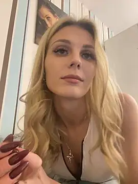 Snapshot of Liya_my chatting on 02-18-25, 06:15 Liya my online show from 02-18-25, 06:15