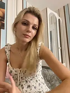Snapshot of Liya_my chatting on 03-07-25, 05:17 Liya my online show from 03-07-25, 05:17