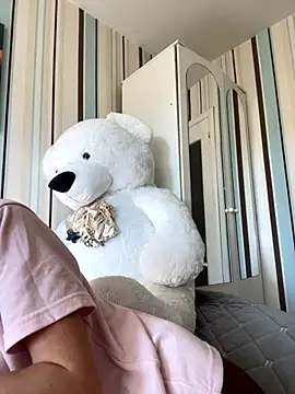 Snapshot of Liya_my chatting on 10-21-25, 11:22 Liya my online show from 10-21-25, 11:22