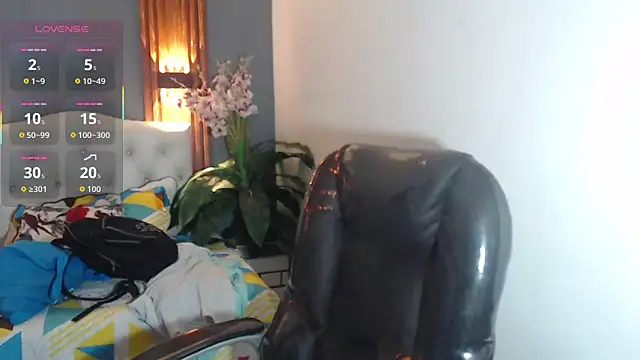 Snapshot of katty_femdom chatting on 01-07-26, 09:12 katty femdom online show from 01-07-26, 09:12