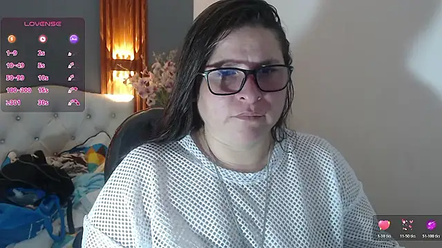 Snapshot of katty_femdom chatting on 01-14-26, 08:53 katty femdom online show from 01-14-26, 08:53