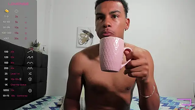 RoddyRich11 online show from 11-18-25, 11:47