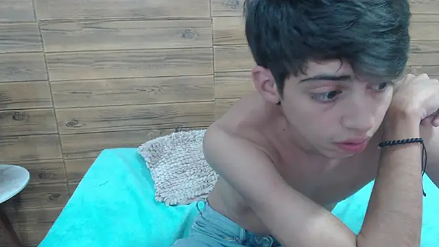 jhoellx online show from 02-05-25, 04:14