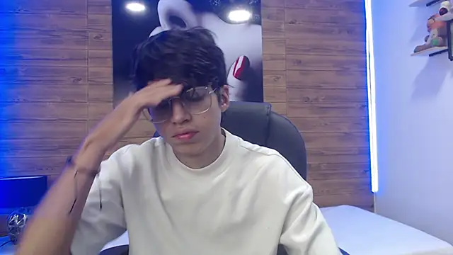 jhoellx online show from 03-01-25, 12:23