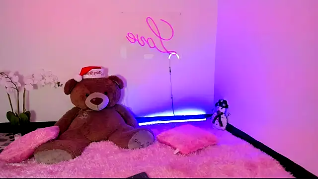 Snapshot of kendal_scott1 chatting on 12-21-24, 07:16 kendal scott1 online show from 12-21-24, 07:16